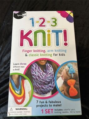 1-2-3 Knit! Kids Finger, Arm & Classic Knitting Set - Multicolor